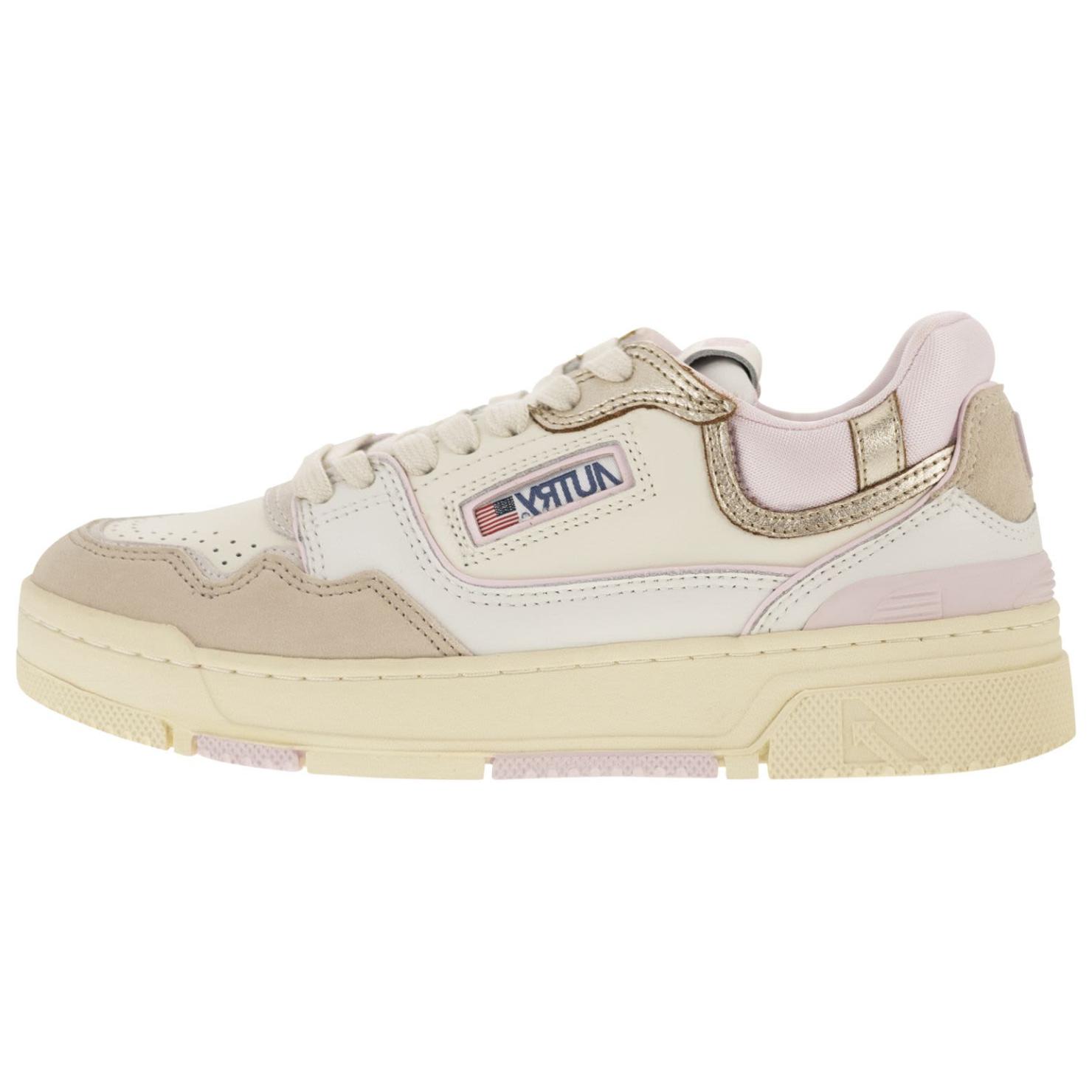 AUTRY Clc Leather, Suede Low top Skateboard Shoes Women's Beige Umber