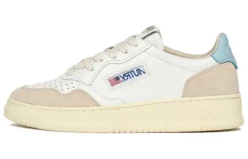 AUTRY Medalist Leather Sneakers