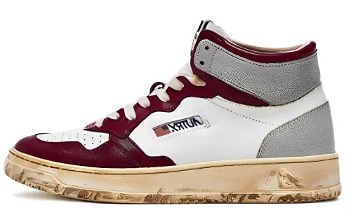 AUTRY Super Vintage Low top Skateboard Shoes Men's White Red Distressed