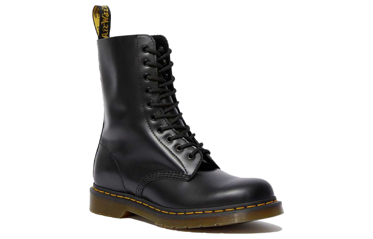 1490 Dr.Martens Mid 'Black'