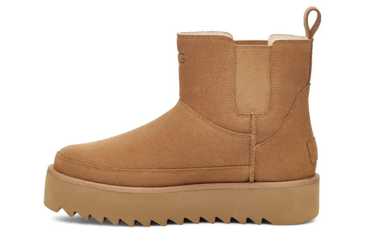 UGG Classic Chelsea Platform Mini Boot Chestnut Women's