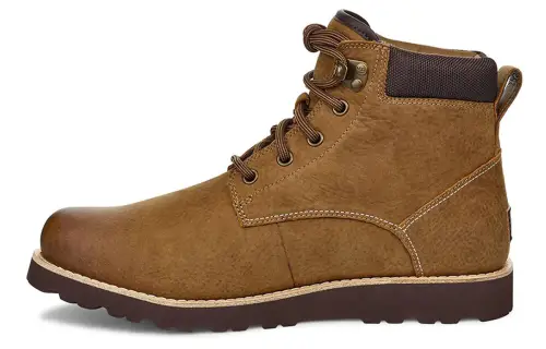 UGG Seton Tall Snow Boots Brown