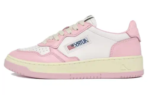AUTRY Medalist Leather Sneakers