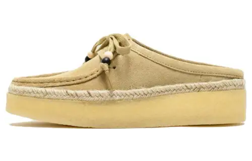 Clarks Wallabeecup Lo Suede 'Maple' Women's