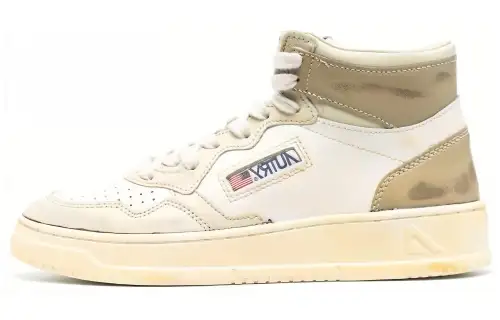 AUTRY Leather High top Skateboard Shoes Women's White Brown Distressed