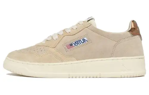 AUTRY Medalist Low-top Suede Sneakers