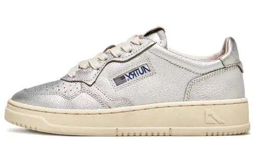 AUTRY Skateboard Shoes Women's Silver