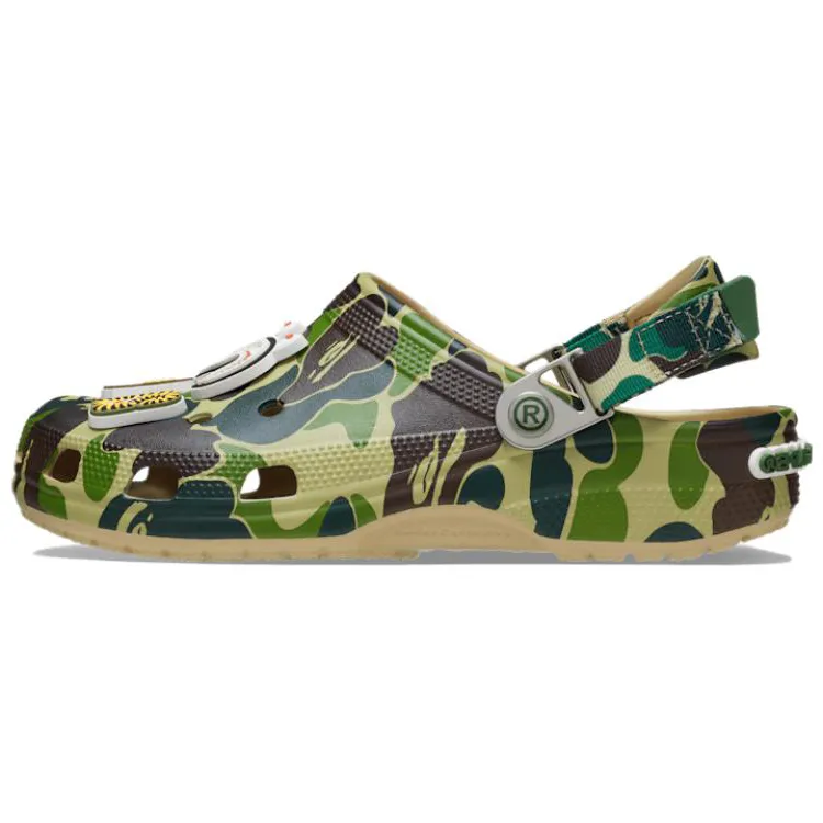 Crocs x A BATHING APE Classic Clog Clogs Unisex Tea Brown