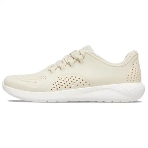 Crocs Low top Casual Shoes Women's Beige