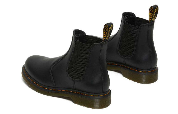 Dr.Martens 2976 Chelsea leather boots