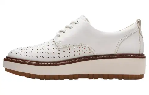 Clarks Leather Low top Casual Shoes Women's White