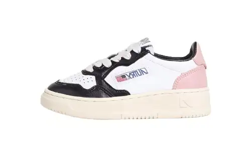 AUTRY Leather Fashion Trend Low top Skateboard Shoes Women's Black White Pink