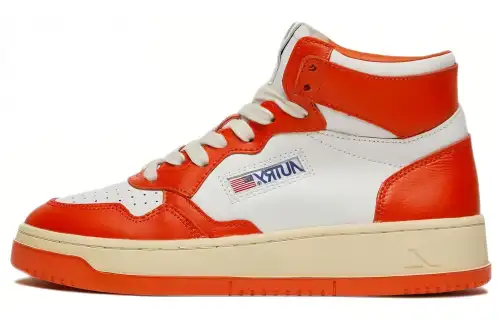AUTRY Leather Stylish Skateboarding Shoes Women's White Orange