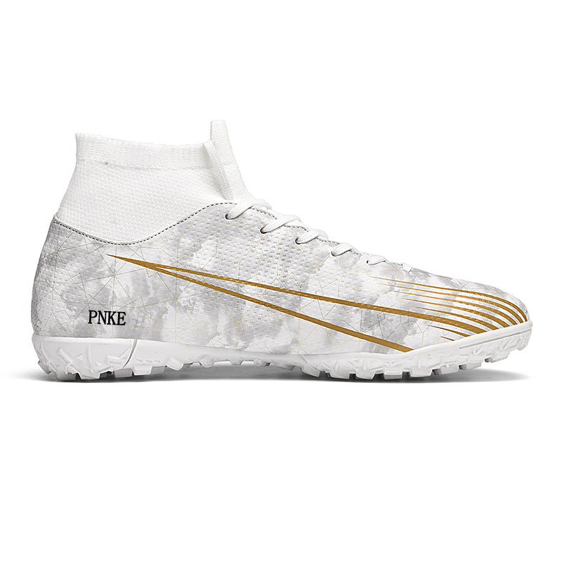 PNKE Slip Resistant And Abrasion Resistant Coverage Soccer Shoes Unisex White