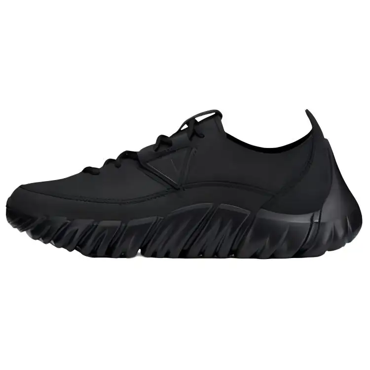 Clarks Cow Leather Low top Casual Shoes Men's Black