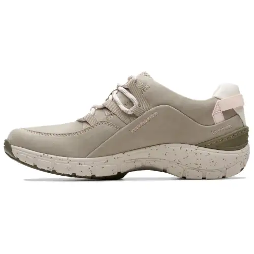 Clarks Leather Low top Casual Shoes Women's Gray