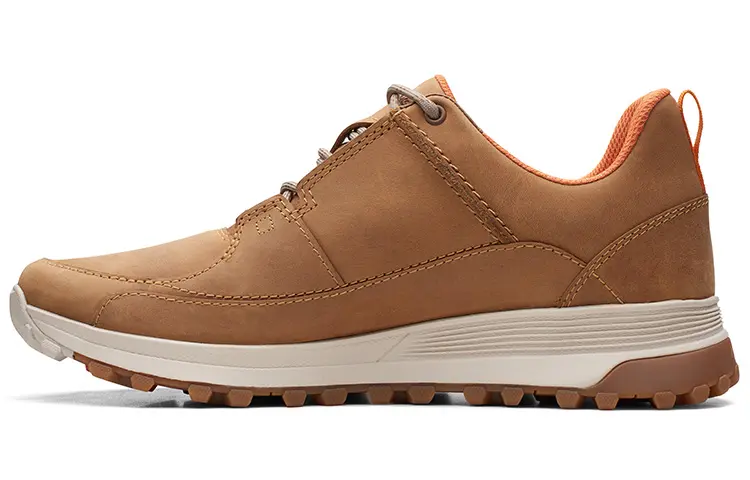 Clarks Casual Shoes Men's Low Top Tan