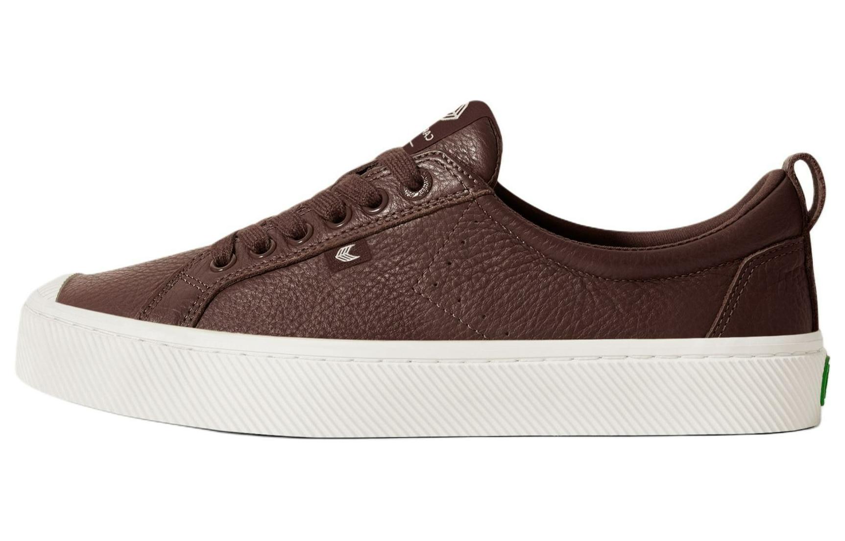 Cariuma Oca sneakers