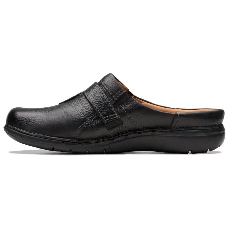 Clarks Closed Toe Slippers Women's Black