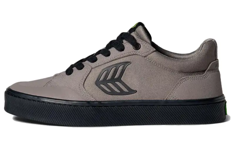 CARIUMA Vallely Pro Suede Low top Skateboard Shoes Unisex Gray Black