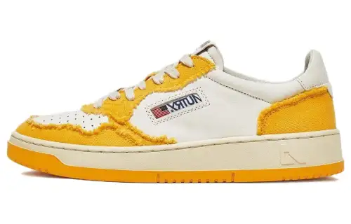 AUTRY Medalist Low top Skateboard Shoes Women's White Yellow