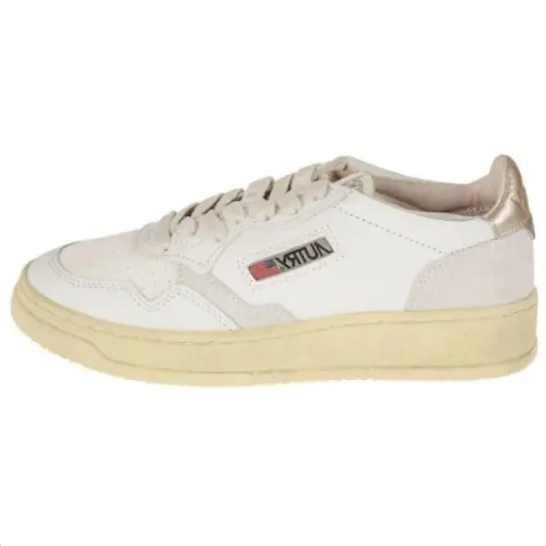 AUTRY Cow Leather Cushioning Abrasion Resistant Cushioning, Wear Resistant Low top Skateboard Shoes Women's Ecru