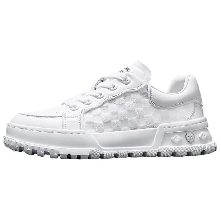 JANE HARLOW Low top Skateboard Shoes Men's White