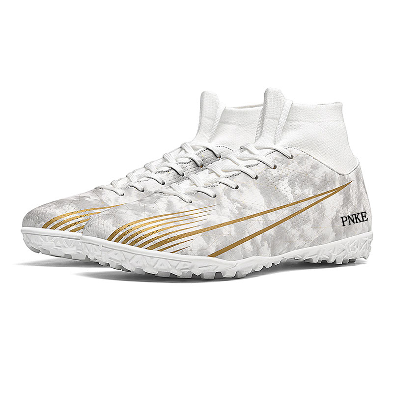 PNKE Slip Resistant And Abrasion Resistant Coverage Soccer Shoes Unisex White
