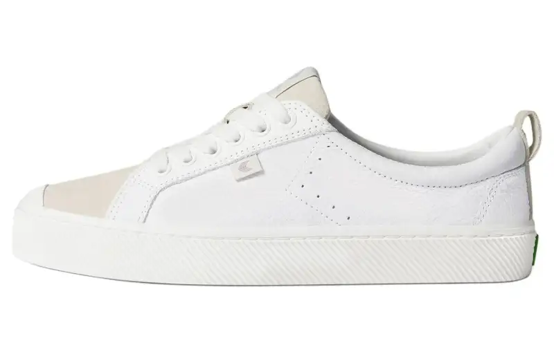 Cariuma Oca sneakers