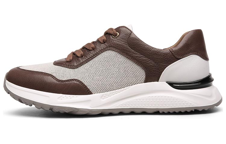 CROWN Athletic Shoes Men’s One Yard Larger
