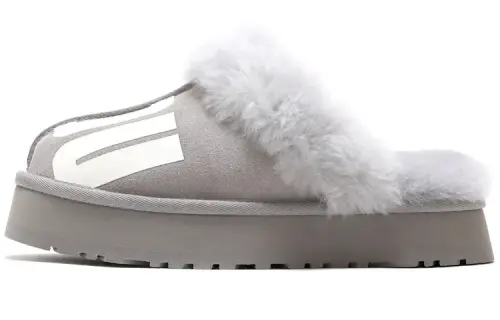 UGG Women's Casual Shoes Women's Gray