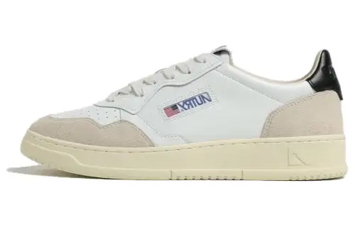 Autry Medalist leather sneakers