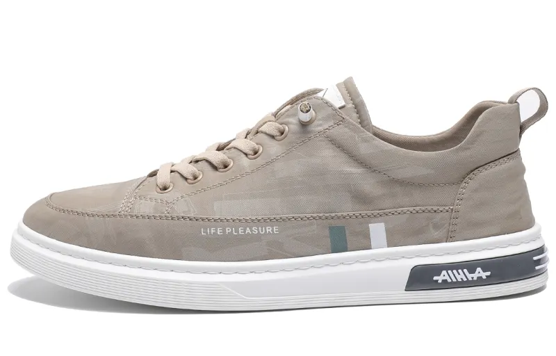 C°BANNER Low top Canvas Shoes Men's Apricot
