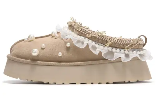 UGG Rubber Sole Closed Toe Slippers Women's Khaki