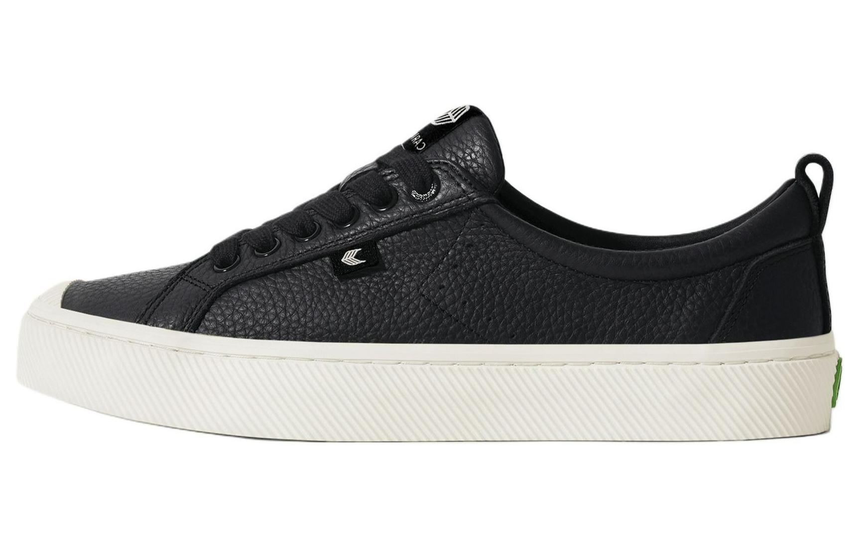 Cariuma Oca low-top leather sneakers