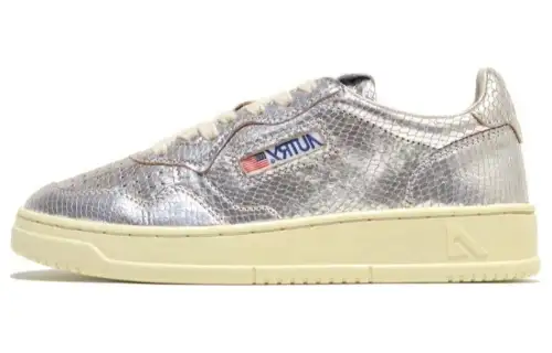 AUTRY Leather Stylish Skateboarding Shoes Women's Silver