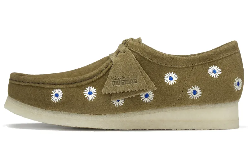 clarks Wallabee Floral-embroidered Boat Shoes