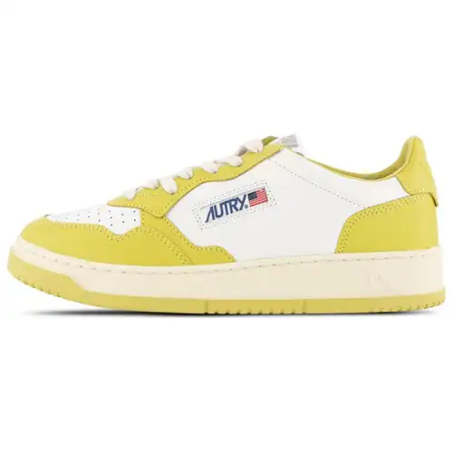 AUTRY Medalist Leather Classic Vintage Low top Skateboard Shoes Men's White Yellow