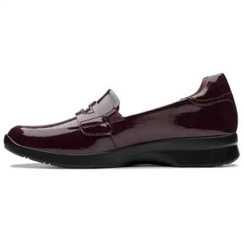 Clarks Loafers Unisex Burgundy