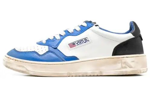 AUTRY Medalist Super Vintage Leather Low White Blue Black Women's