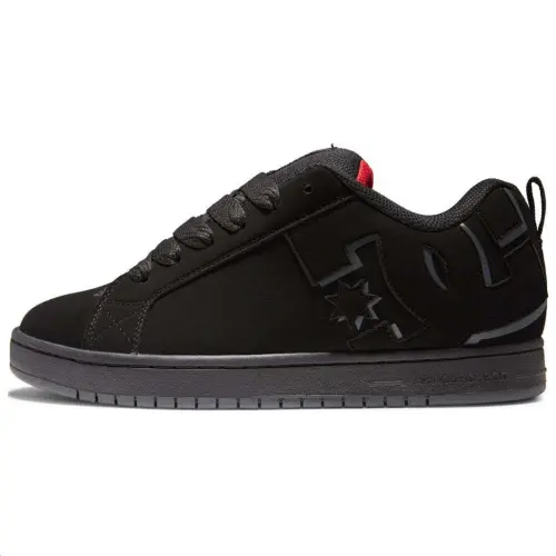 DC Shoes Low top Skateboard Shoes Men's Black Red