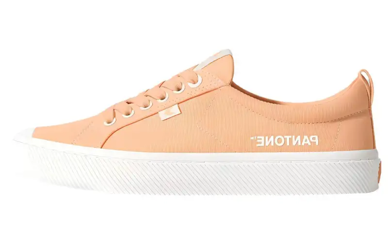 CARIUMA Canvas Low top Skateboard Shoes Unisex Peach