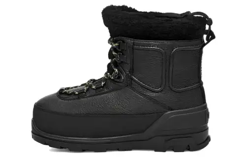 UGG Shasta Boot Mid Black