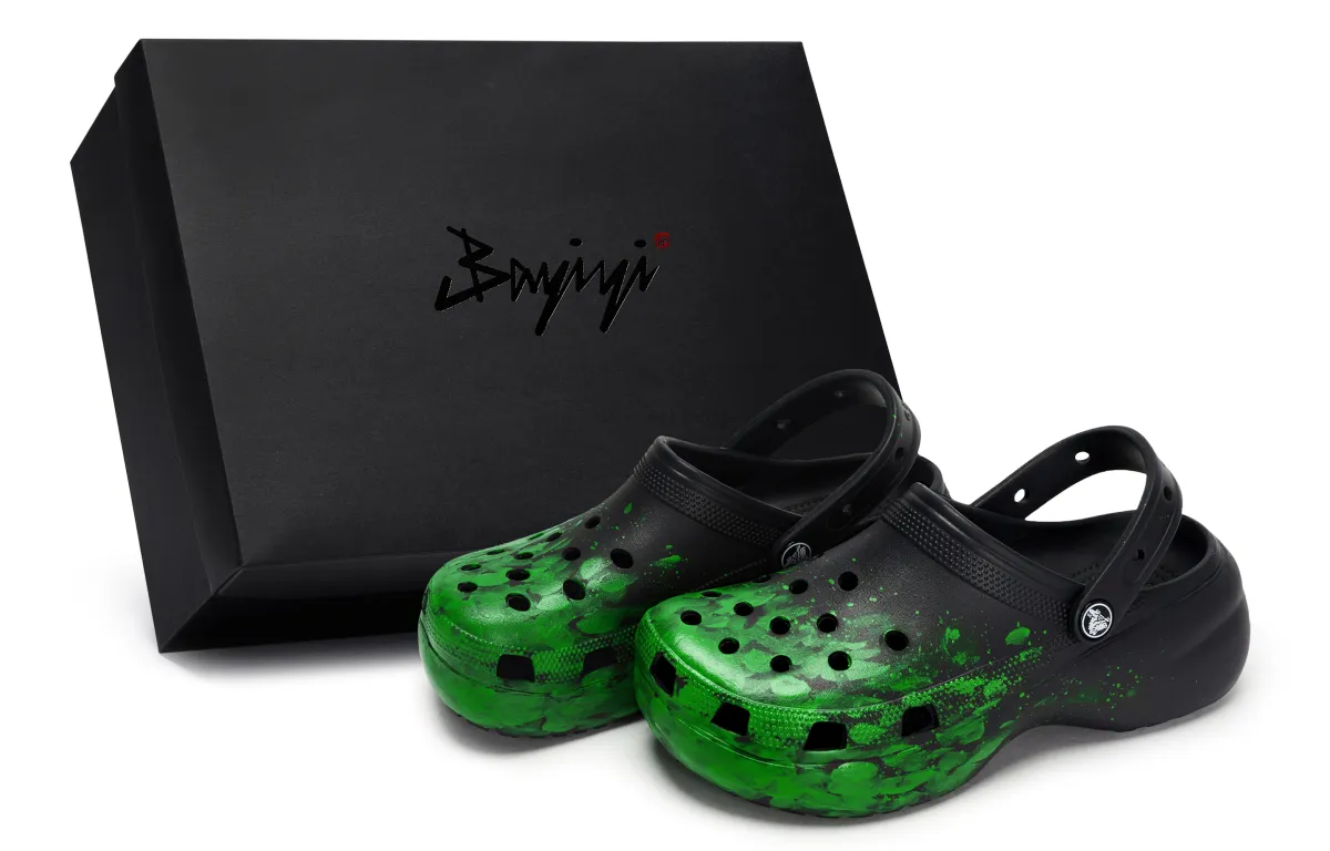 Crocs Clogs Women's Black Green