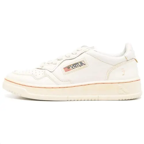 AUTRY Cow Leather Fashion Abrasion Resistant Abrasion Resistant Low top Skateboard Shoes Women's White