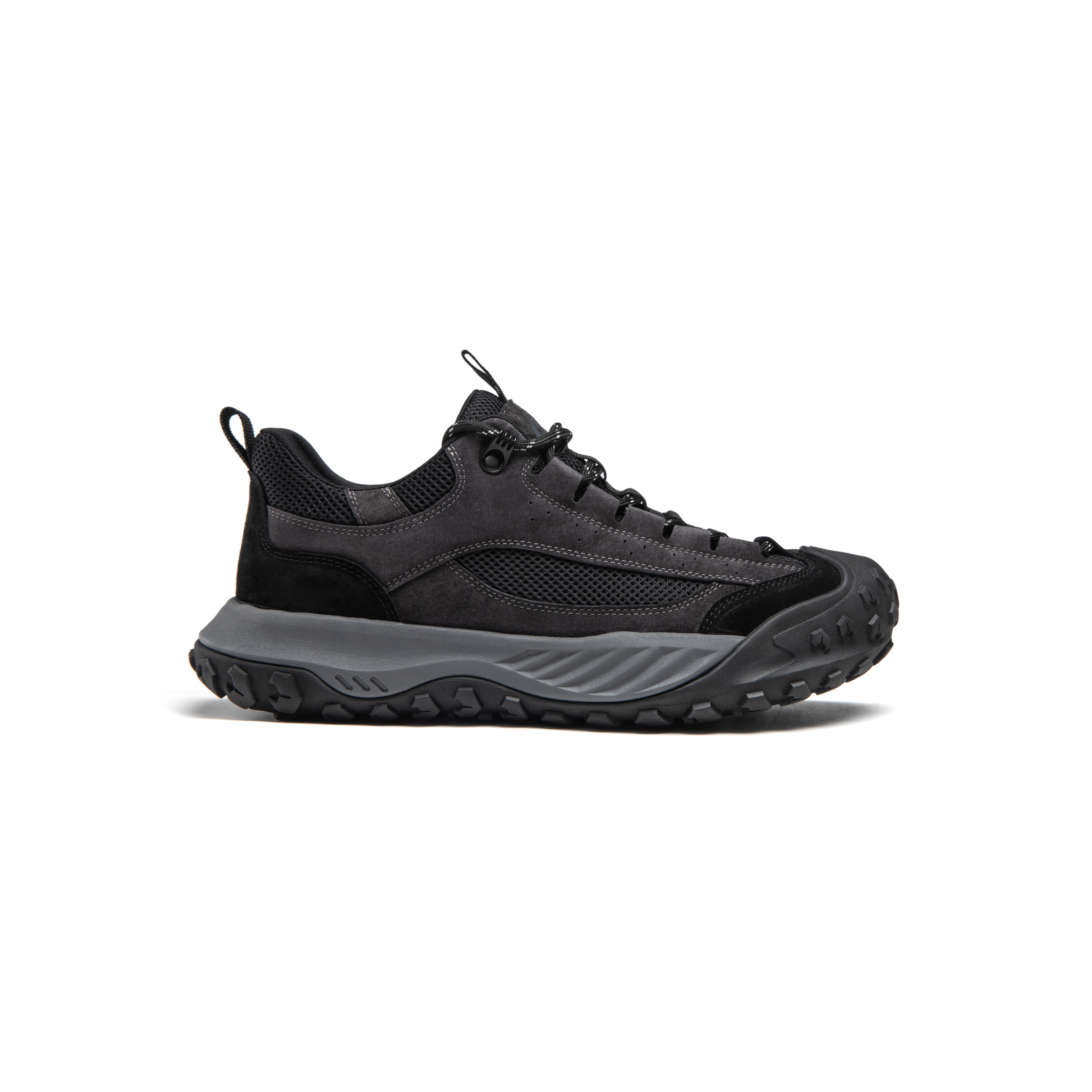 AOKANG Fabric Slip Resistant Slip Resistant Low top Outdoor Shoes Men’s Black