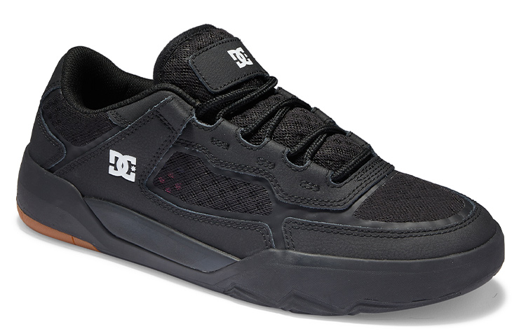 DC Shoes Metric Cushioning Abrasion Resistant Breathable Cushioning Abrasion Resistant Breathable Low top