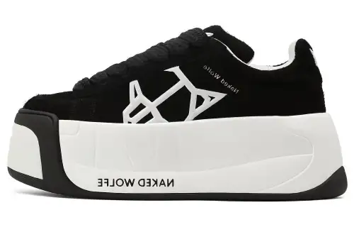 Naked Wolfe Scandal Low top Skateboard Shoes Women's Black