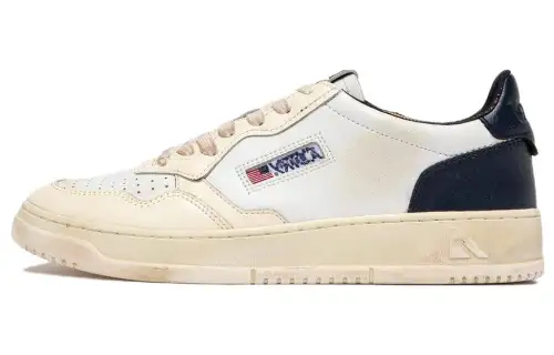 AUTRY Super Vintage Leather Sneakers
