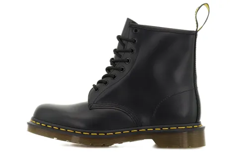 1460 Dr.Martens Smooth Leather Lace Up Boot 'Black'